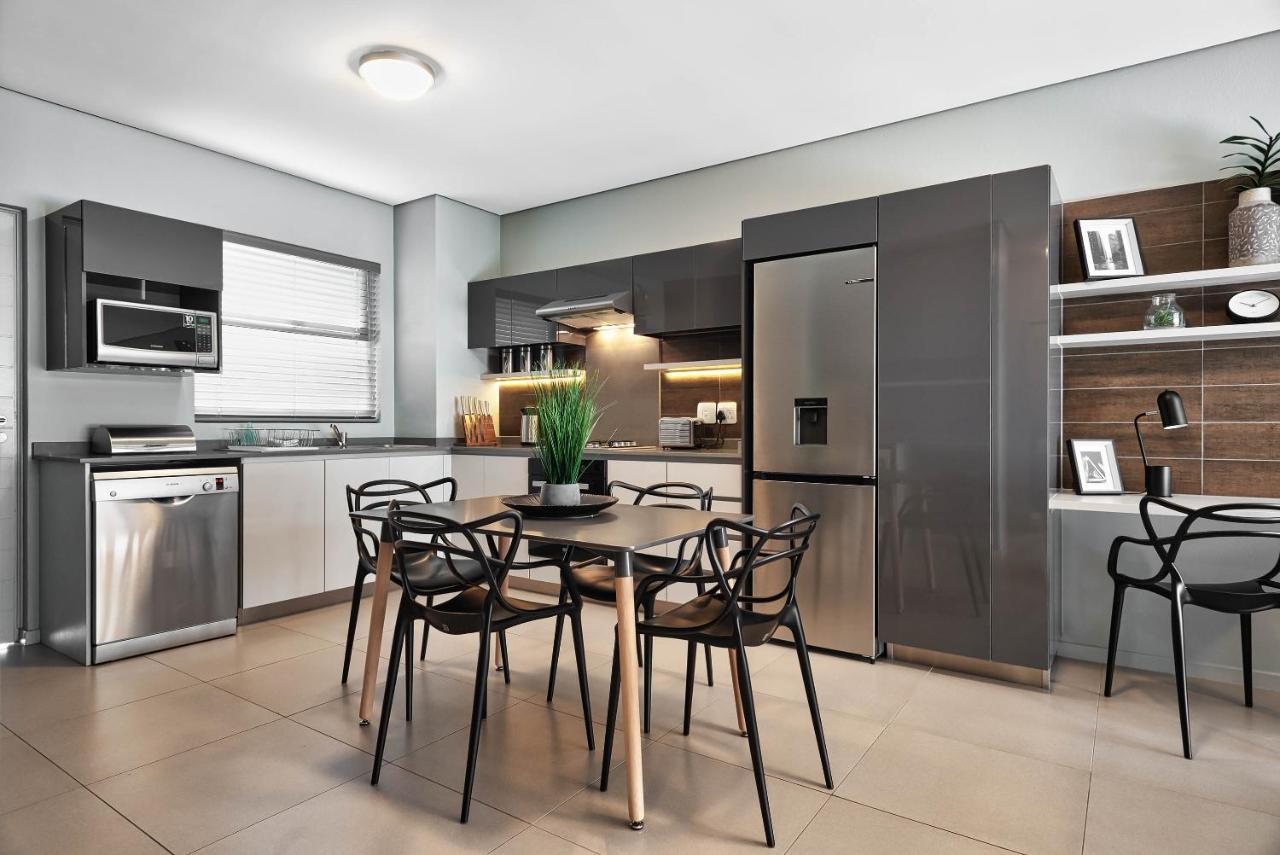 Appartamento Cag The View Morningside Johannesburg Esterno foto