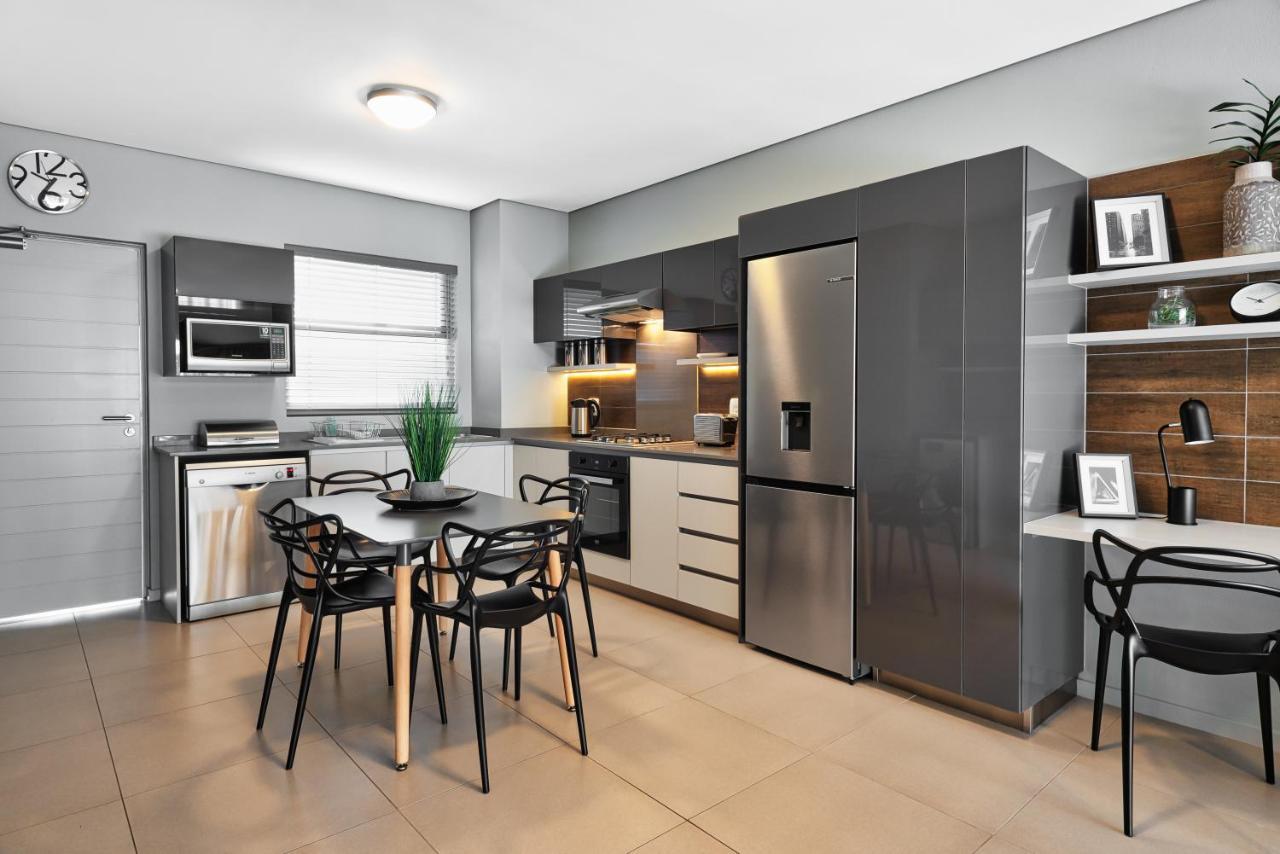 Appartamento Cag The View Morningside Johannesburg Esterno foto