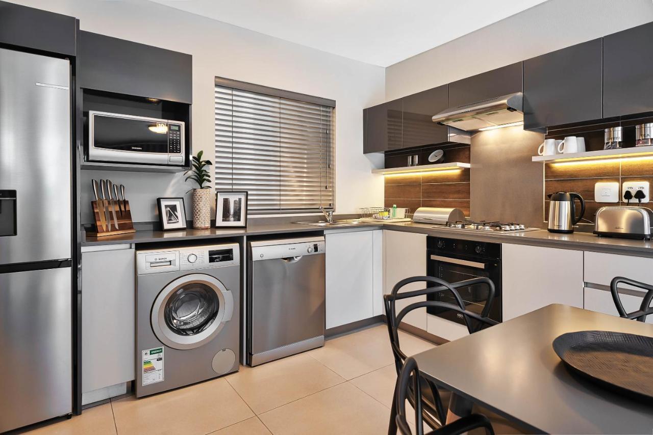 Appartamento Cag The View Morningside Johannesburg Esterno foto