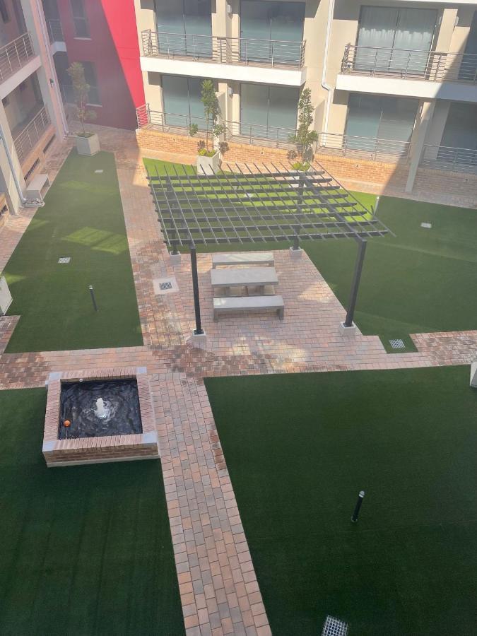 Appartamento Cag The View Morningside Johannesburg Esterno foto