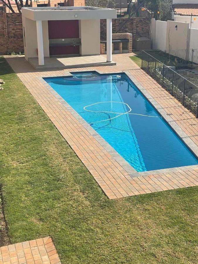 Appartamento Cag The View Morningside Johannesburg Esterno foto